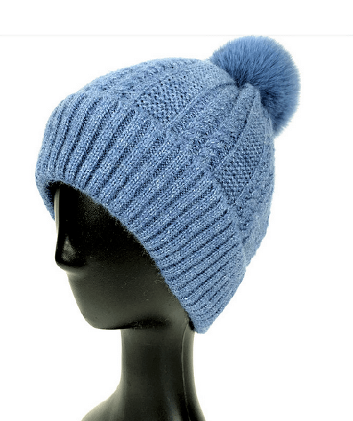 AUTN beanie Blue Cable Pom Beanie