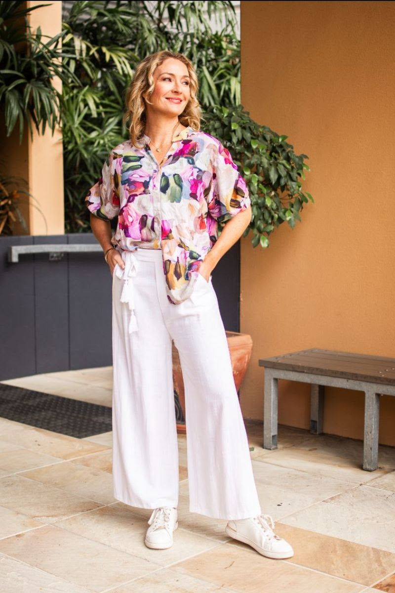 Bishop Blouse -abstract