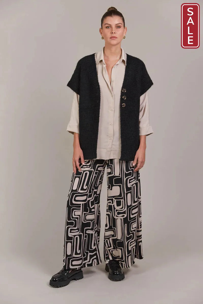 Folie Button Vest Black