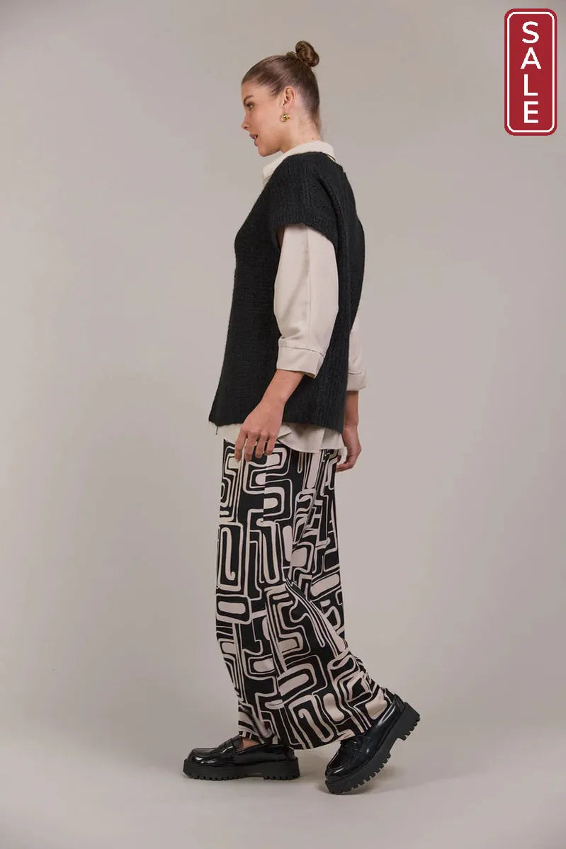 Folie Button Vest Black