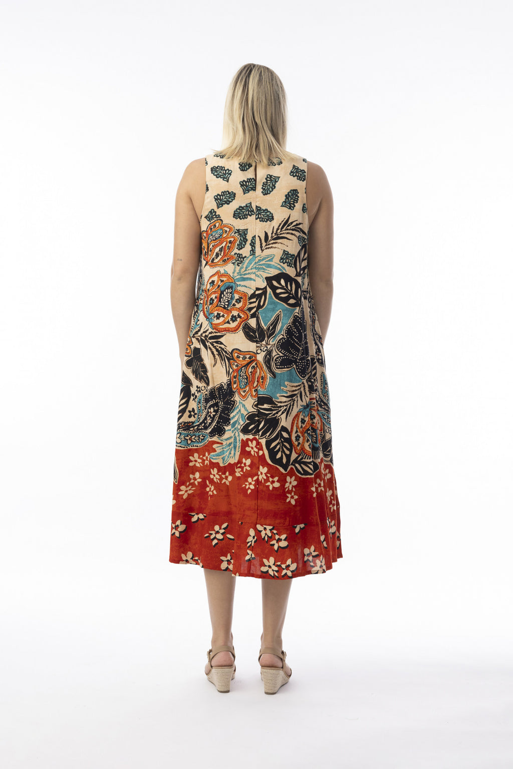 Saventa Midi Sleeveless Dress