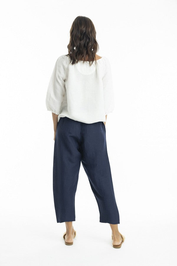 Linen 3/4 Sleeve Top with Gather Neckline white