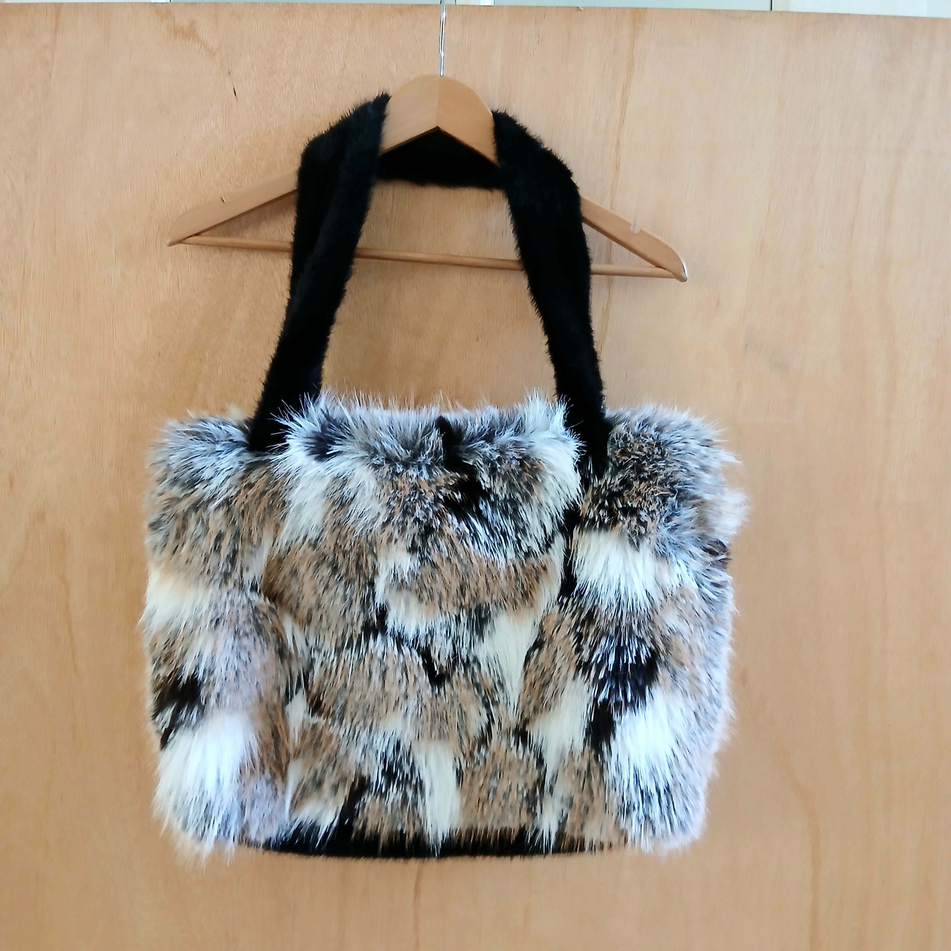 Fluffy Tote Bag Cinnamon Creations
