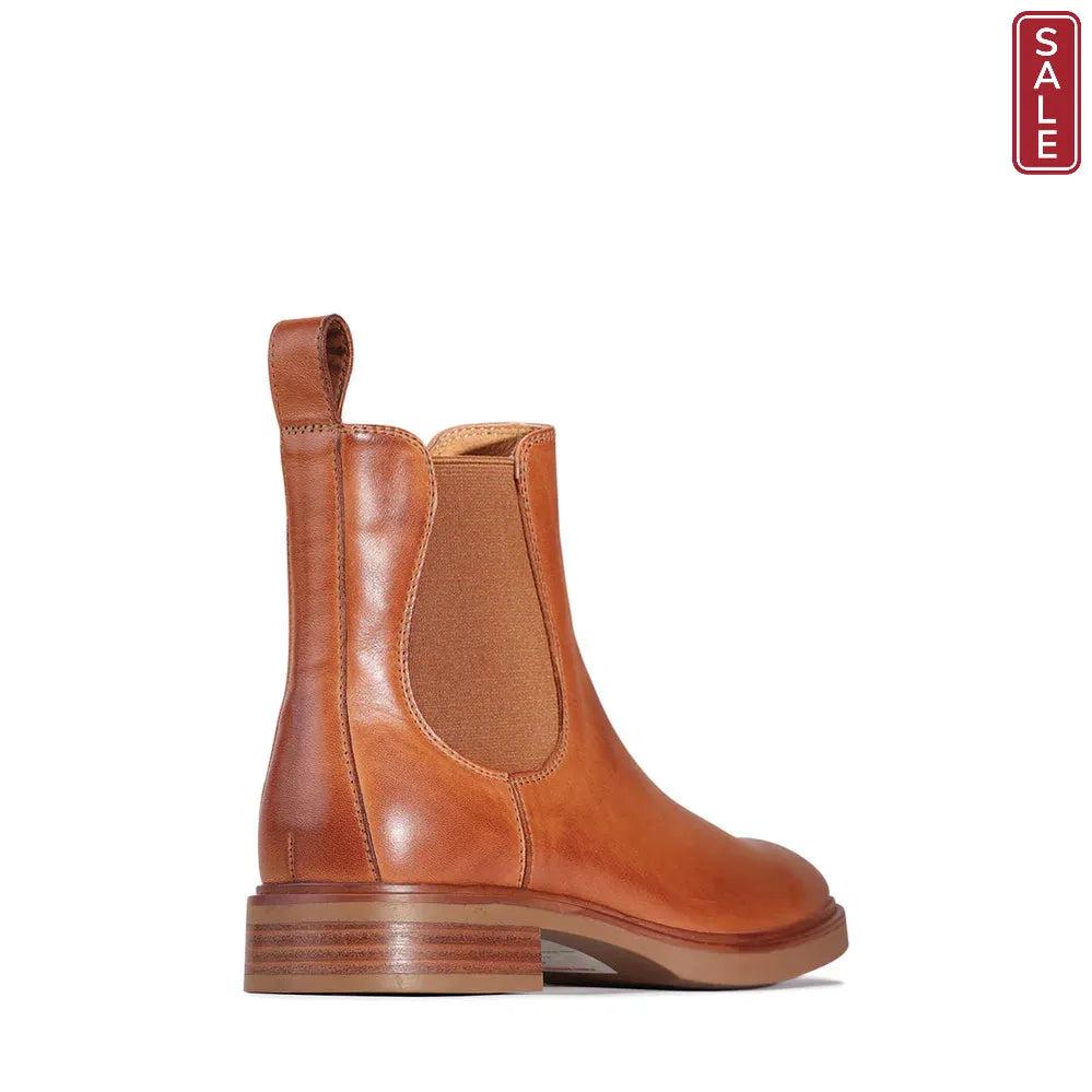 EOS Blaik Chelsea Boot