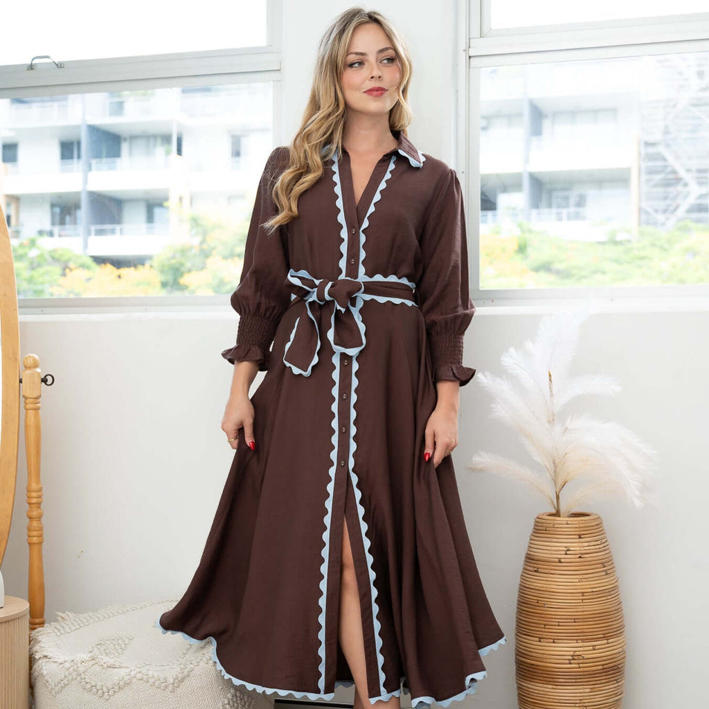 Tessa Lace trim Dress So in style