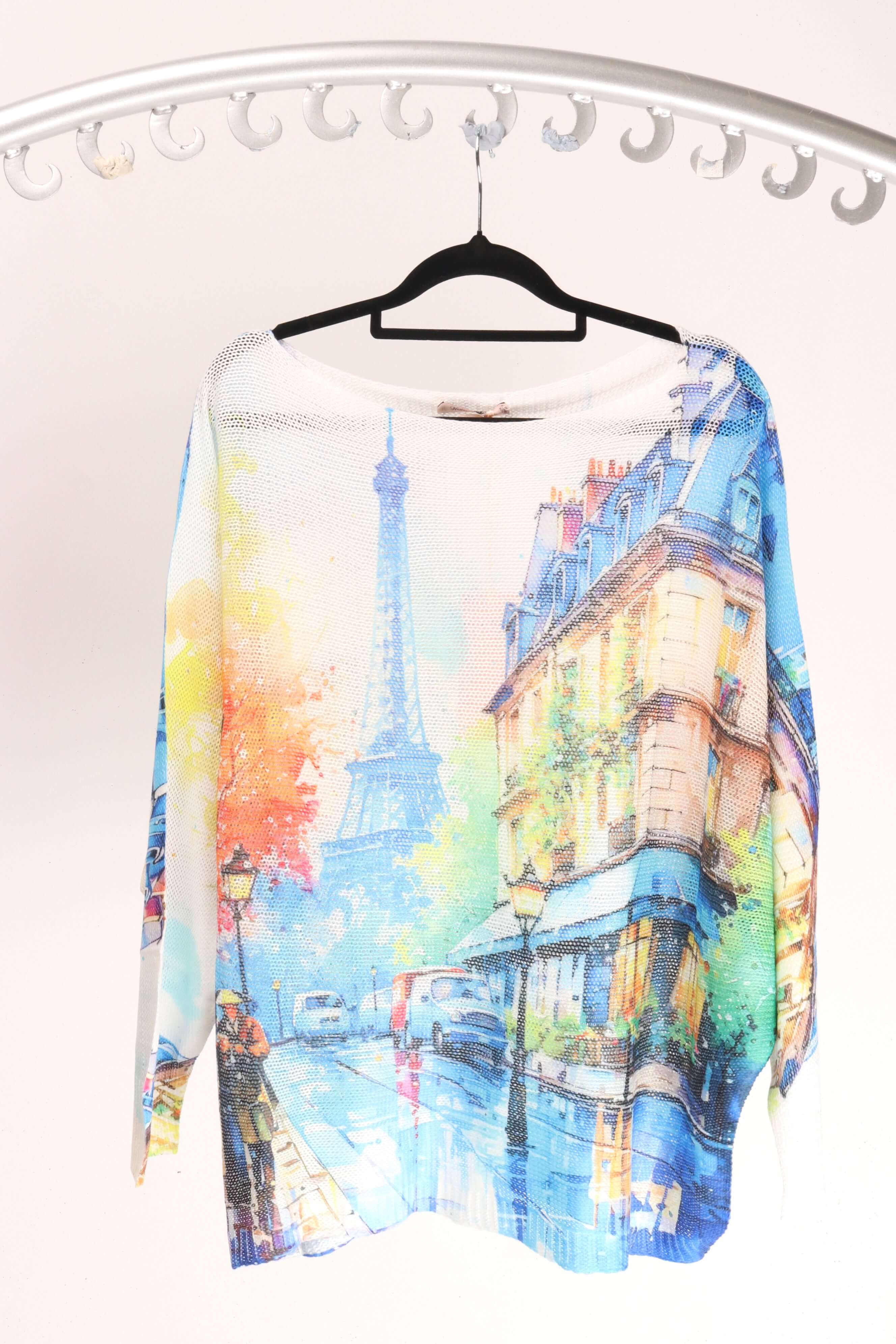 Paris Street Scene top Wednesday Lulu
