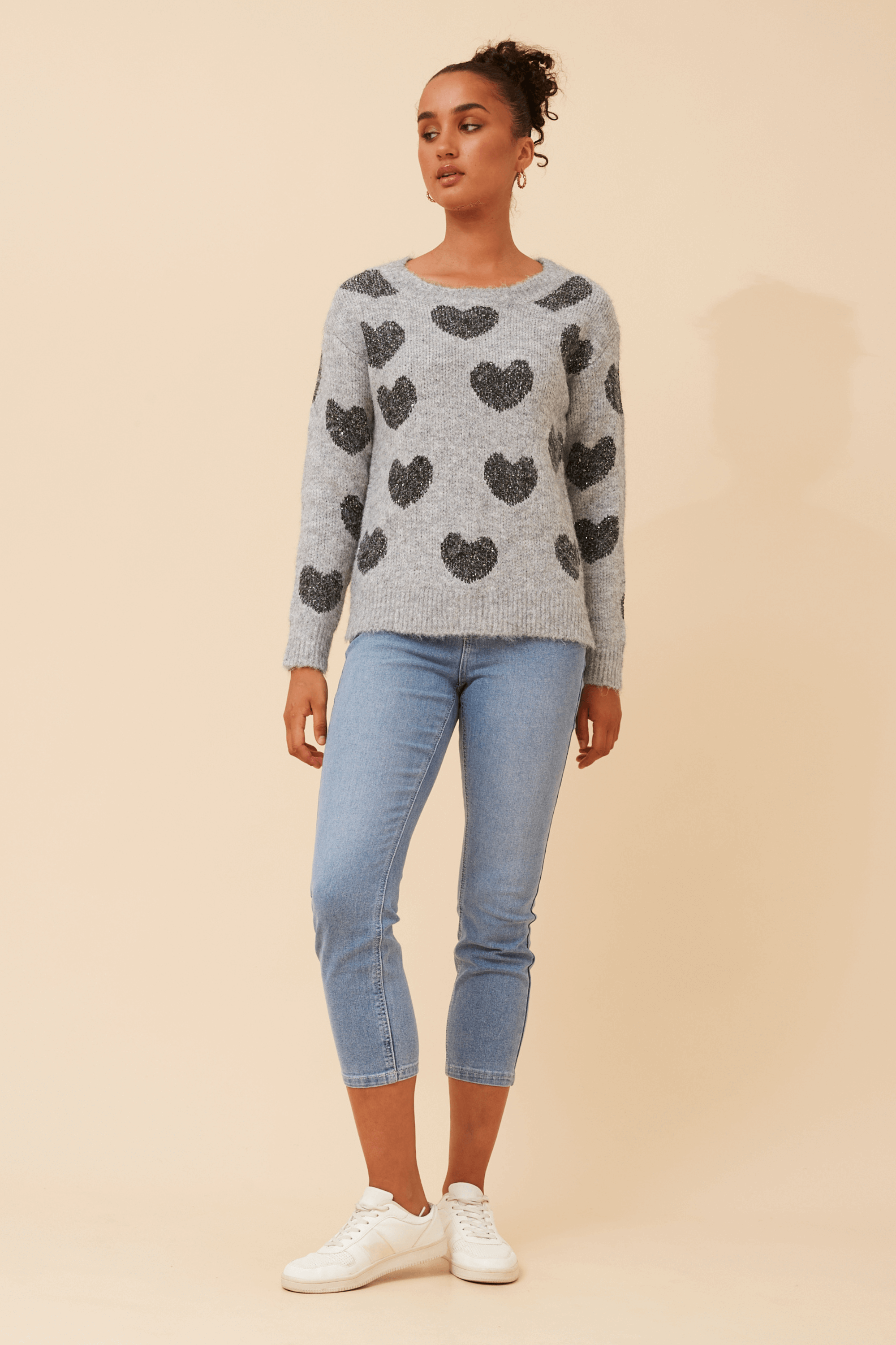 Jannine Heart jumper Caroline Morgan