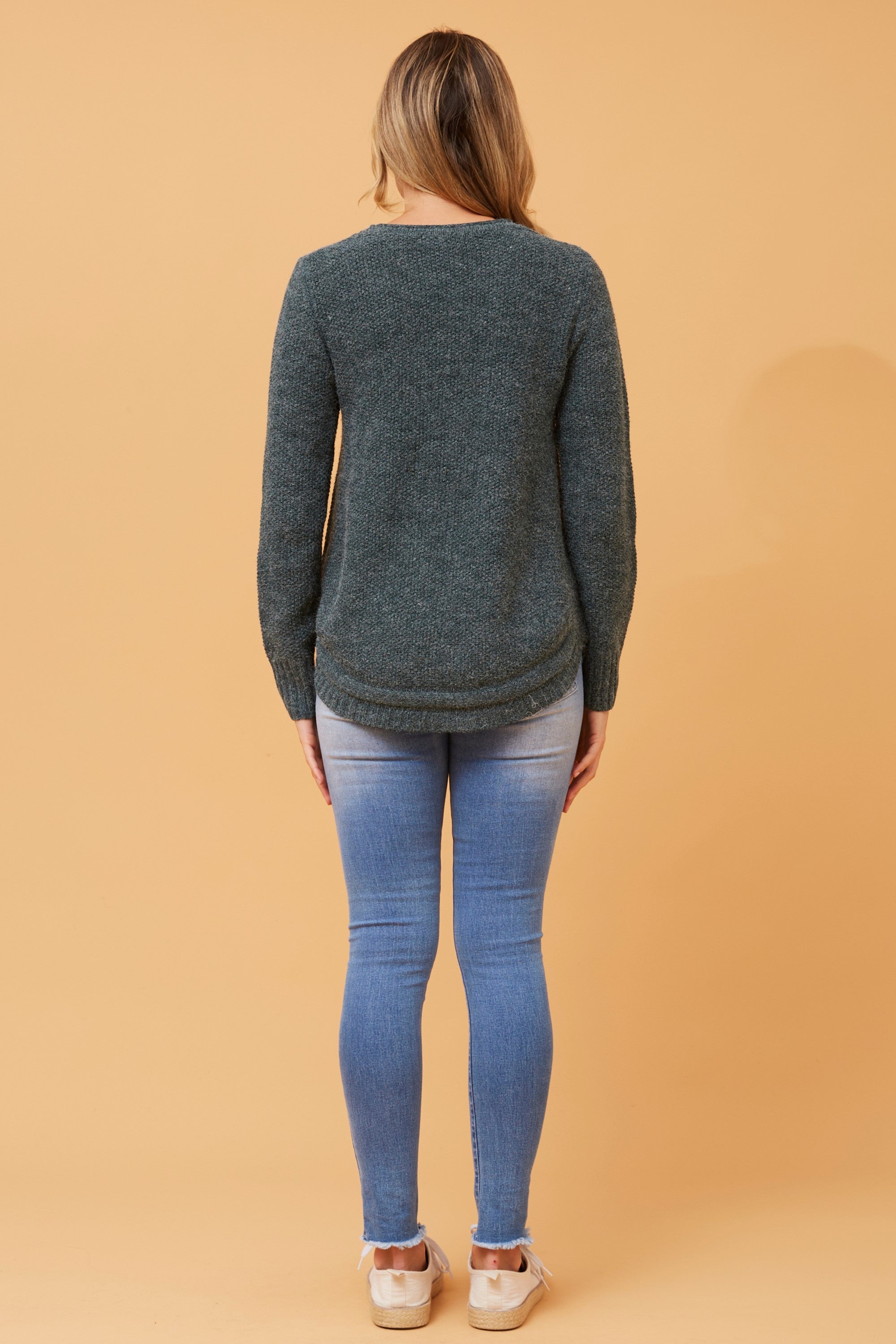 CKM Curved buttoned hem jumper
