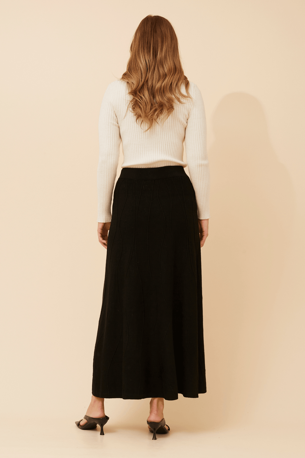 Wave Knit Skirt Caroline Morgan
