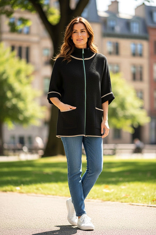 Bente Knitted Zip cape ATN