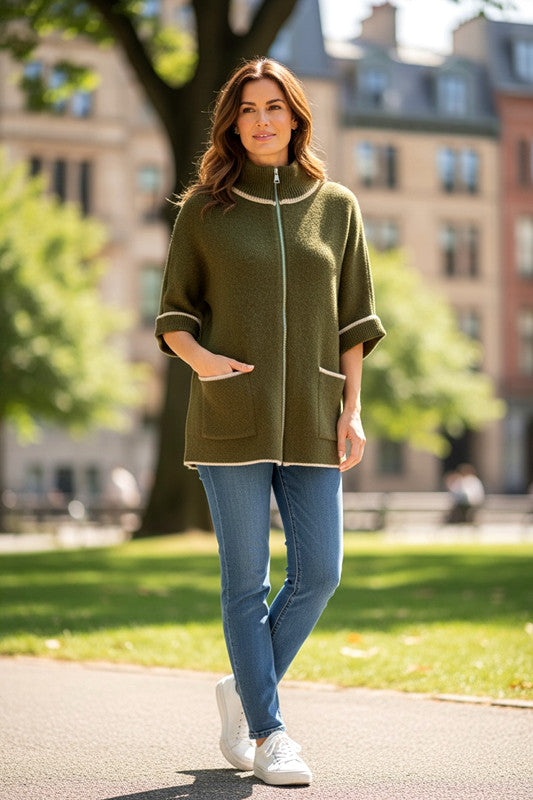 Bente Knitted Zip cape ATN