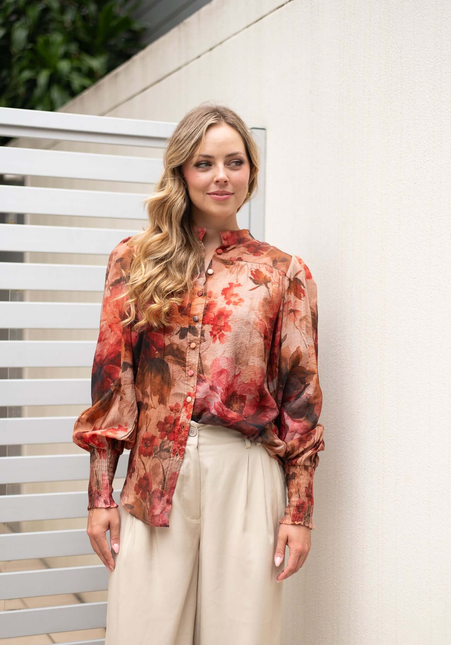 Vintage Peony Blouse So in style