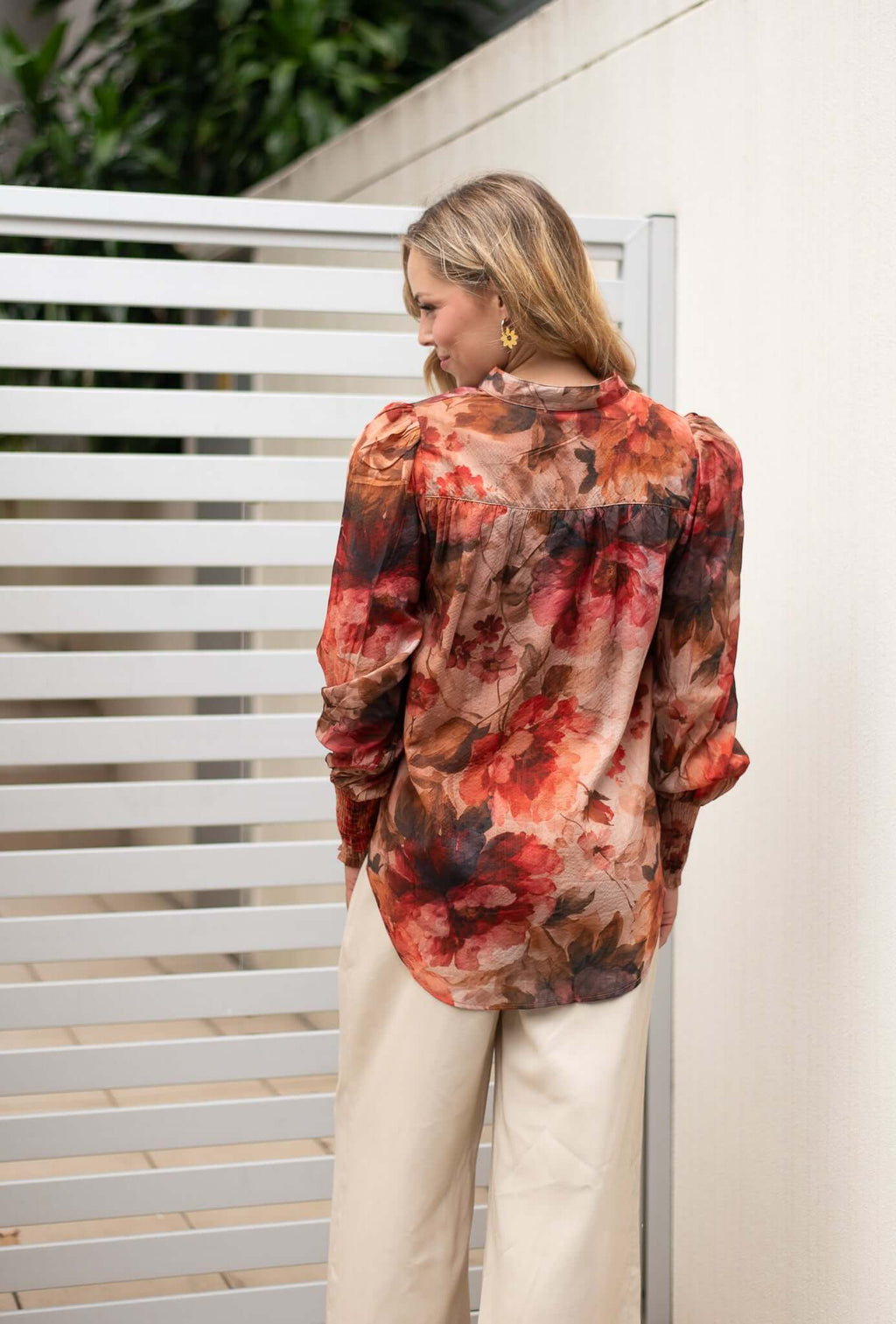 Vintage Peony Blouse So in style