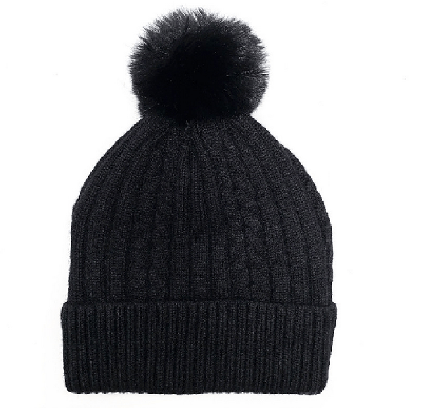 AUTN beanie BLACK Cable Pom Beanie