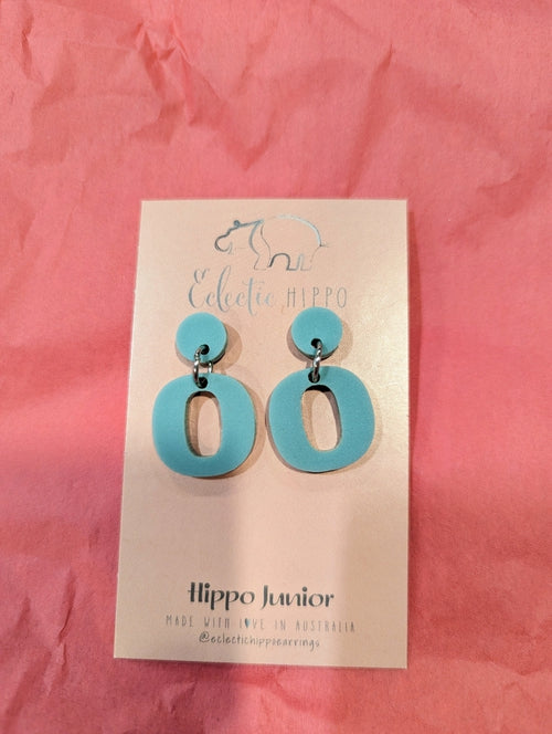 Eclectic HIPPO earrings Letter O Dangles