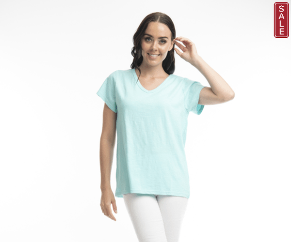 Essentials V neck Tee