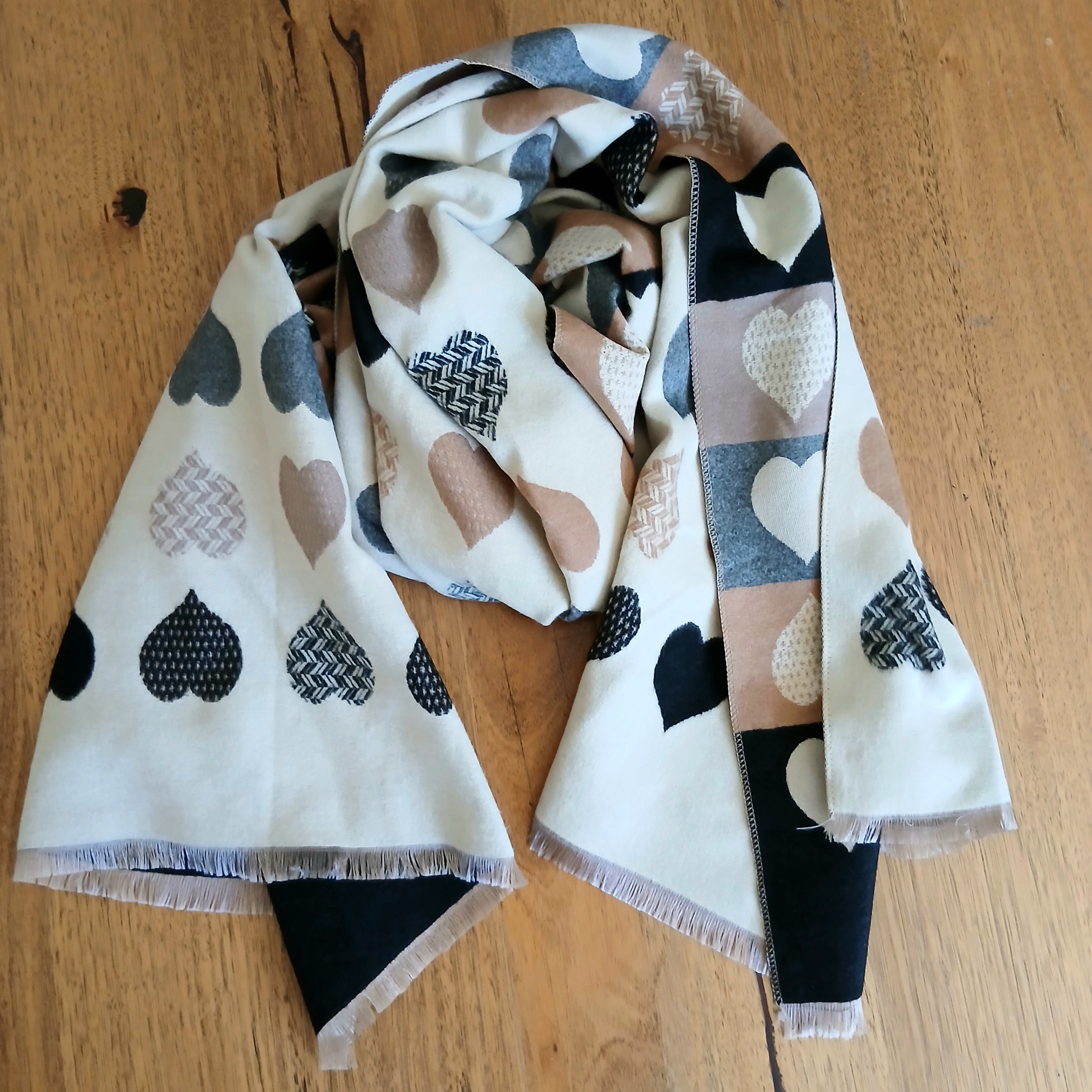 Lovers Scarf Cinnamon Creations