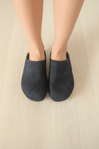 Los Cabos Lumi Slides featuring a synthetic suede upper and a sleek design, perfect for casual wear.