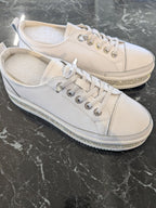 Susanna Sneaker