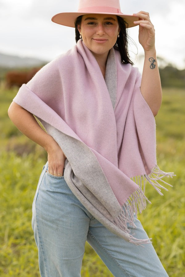 sundaise shawl one size Merino Wool wrap pink/grey