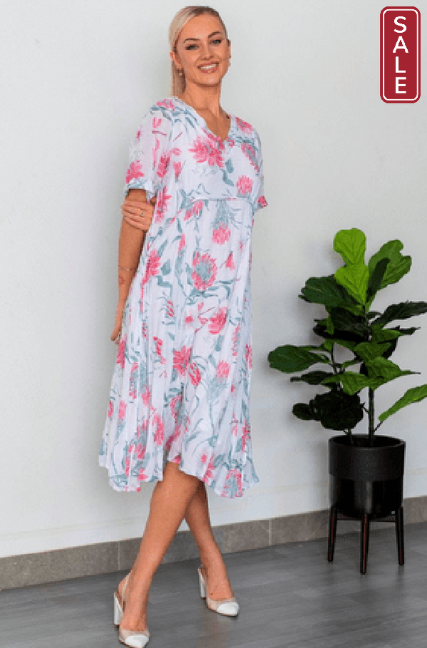 V Neck Paneled Dress-waratah