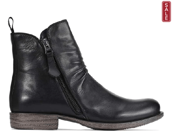 EOS Boots Wilds Boot- Black
